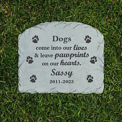 Heart-to-Paw Pet Memorial Personalized Garden Stone
