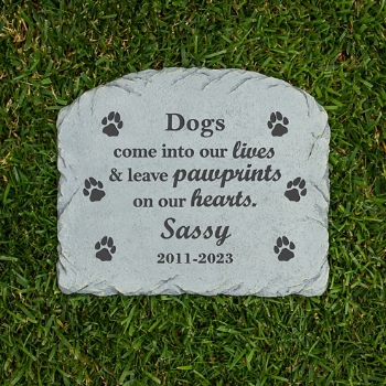 Heart-to-Paw Pet Memorial Personalized Garden Stone