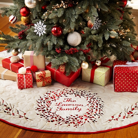 Holiday Berry Wreath Tree Skirt