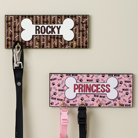 Dog Plaque With Hooks