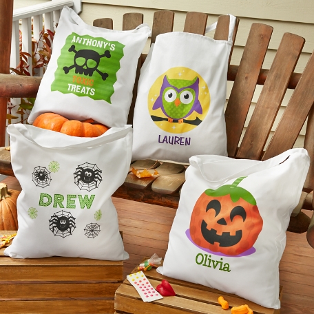 Ghoulishly Giant Trick-Or-Treat Bag