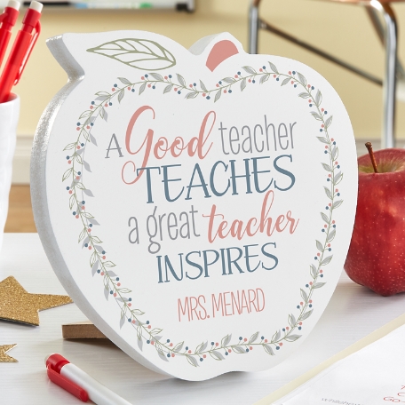 What Makes A Great Teacher Mini Wood Apple
