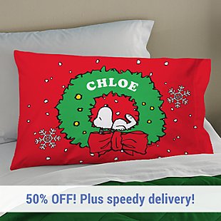PEANUTS® Snoopy™ Holiday Wreath Pillowcase