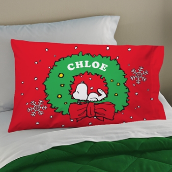 PEANUTS® Snoopy™ Holiday Wreath Pillowcase