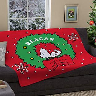 PEANUTS® Snoopy™ Holiday Wreath Plush Blanket