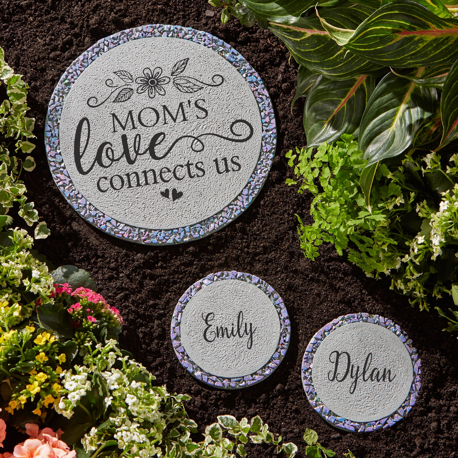 Thank You For Helping Us Bloom - Personalized Birth Flower Mom Garden Stone  - Gardening Gifts For Mom - Personalized Christmas Gifts For Mom - Unique  Personalized Gifts & Home Decor