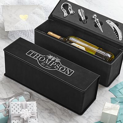 Vineyard Leatherette Wine Box Gift Set