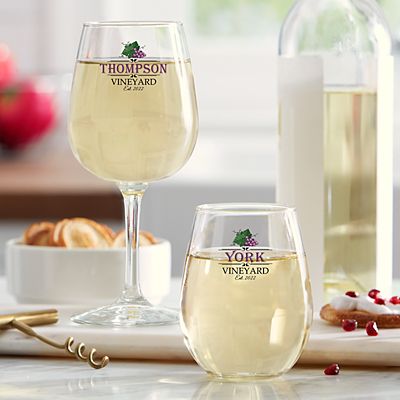 Vineyard Wine Glass
