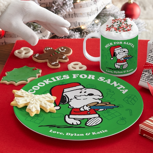 Peanuts Snoopy Holiday Fun 10-Ounce Pint Glasses | Set of 4