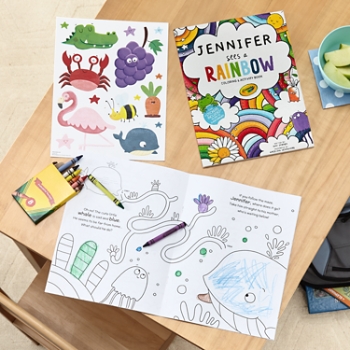 i See Me!®  I See A Rainbow Activity Set