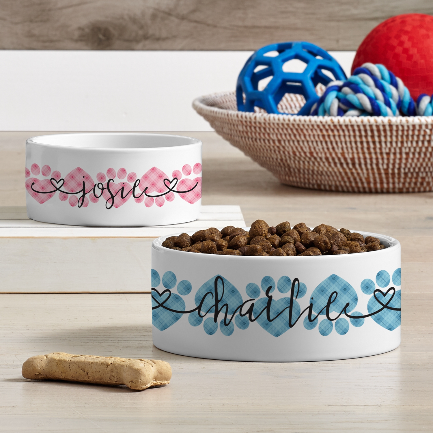 Personalized Custom Dog Bowls, Pink Paws and Bones, Gift for Dog Lover -  PersonalFury