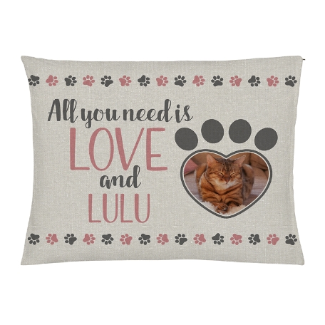 All You Need is Love Pet Bed -Large - Pink