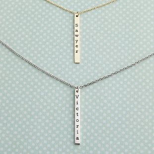 Classic Name Vertical Bar Necklace