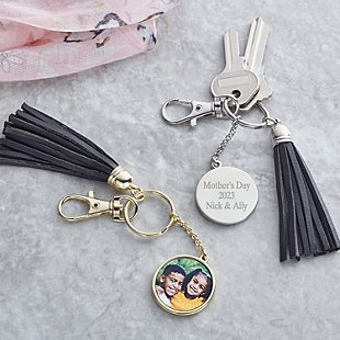 Picture-Perfect Photo Tassel Keychain