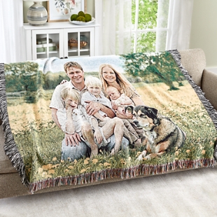 PERSONALIZED THROW BLANKETS FOR MOM & KIDS