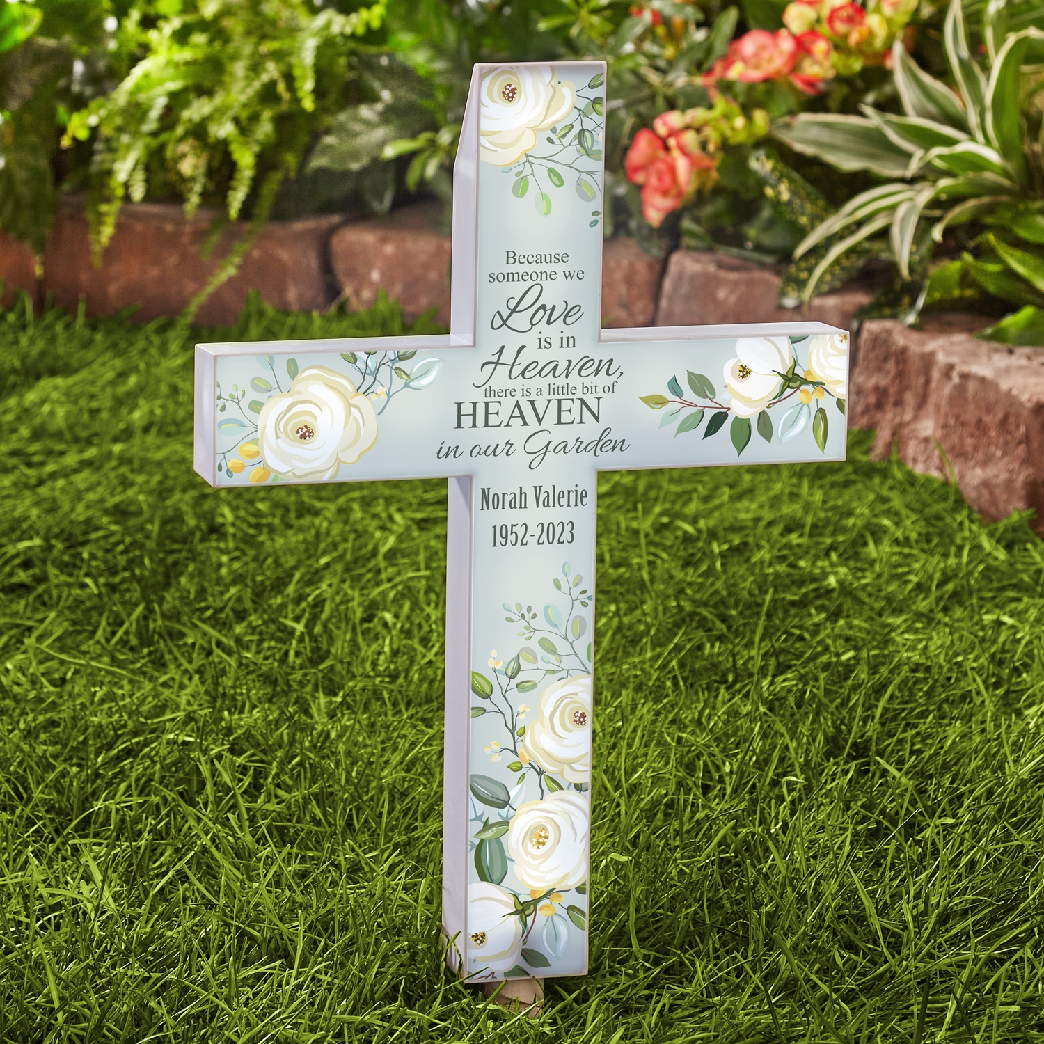 For Loved Ones Garden Solar LED Cross