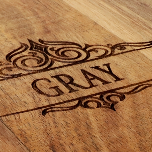 Personalized Cutting Board, 11 Designs, 5 Wood Styles - Housewarming  Wedding Gifts for Couple,Personalized Gifts for Mom and Dad, Grandma ,  Engraved