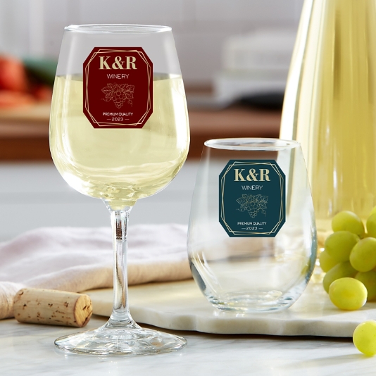 Vineyard Monogram Wine Glass