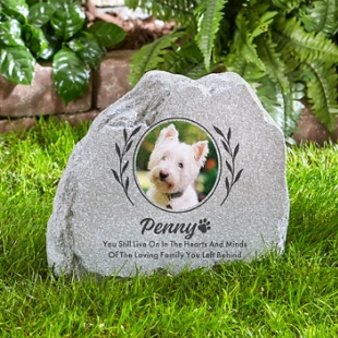 Dog Silhouette 11 Paw Shaped Pet Memorial Garden Stone, Best Friends Live  Forever