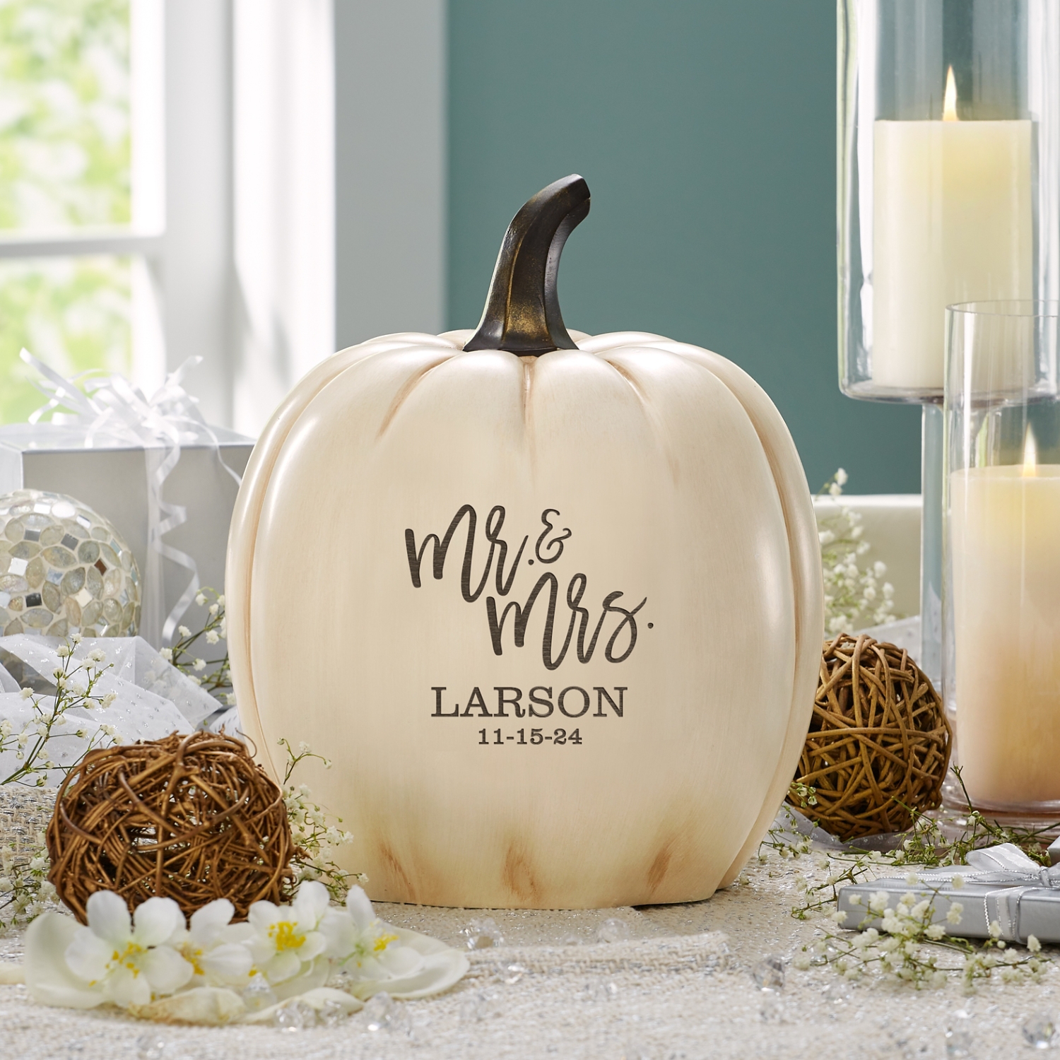 Light-Up Festive Romance XL Pumpkin