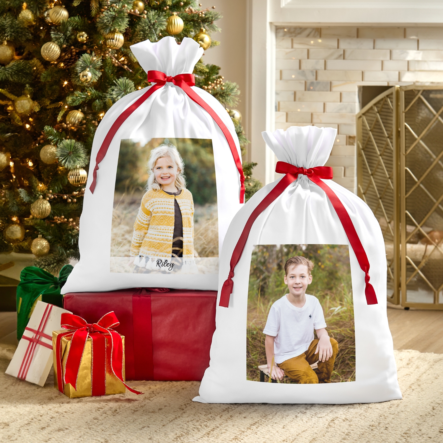 Picture-Perfect Photo Oversized Gift Bag