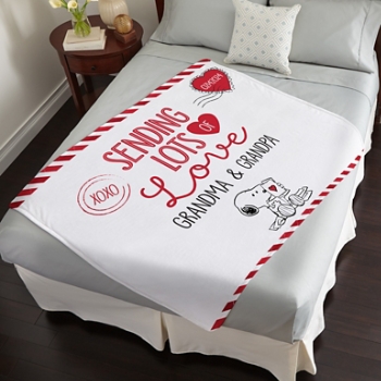PEANUTS® Sending Lots of Love Plush Blanket