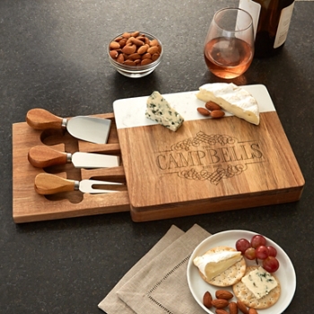 Elegant Name Personalized Marble and Wood Cheese Board