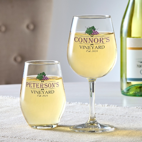 Vineyard Wine Glass