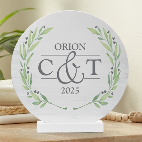 Sophisticated Couple Wood Circle with Stand