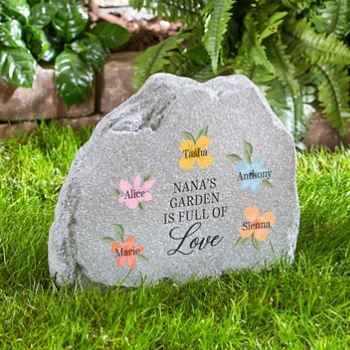 Heart is Full of Love Standing Garden Stone