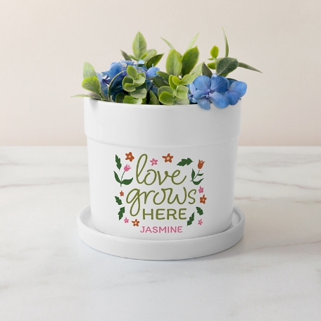 Love Grows Here Planter With Tray