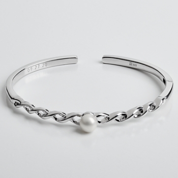 Eternal Love Personalized Pearl Cuff