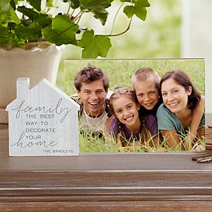 Decorate with Family Wooden House Frame